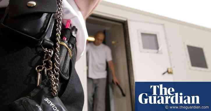 More male staff could help with offenders, says England and Wales probation chief