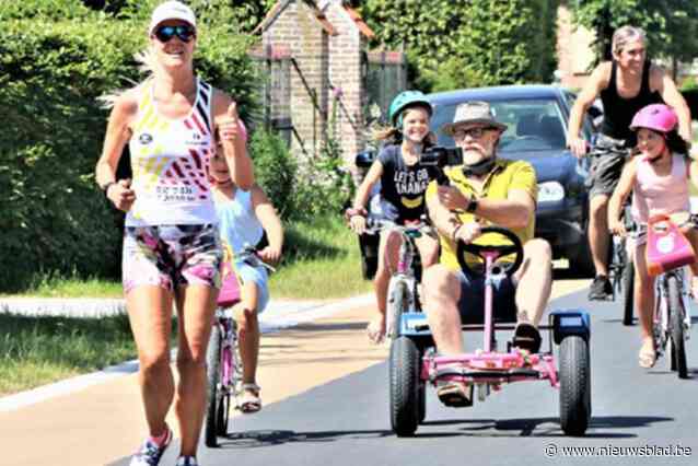 Ze begon met rondjes lopen rond haar huis, nu loopt Adinda (40) met Jens (57) naar zee in strijd tegen mucoviscidose: “Omdat bewegen belangrijk is en elke zucht telt”