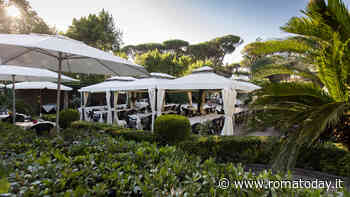 Il Montarozzo riapre il suo giardino: sullo sfondo l'Appia Antica