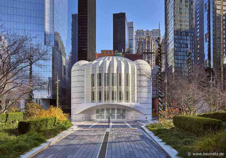 Leuchtende Kuppel am Ground Zero 
 - Kirche von Santiago Calatrava in New York