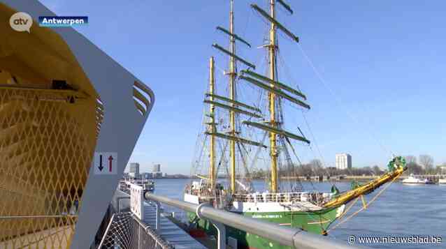 Tall ship Von Humboldt aangemeerd in Antwerpen