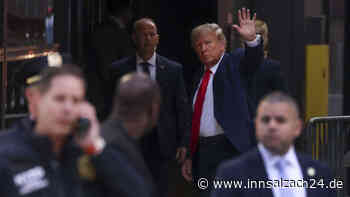 Trump bei Gerichtshof in Manhattan eingetroffen - Anhänger demonstrieren gegen Anklage