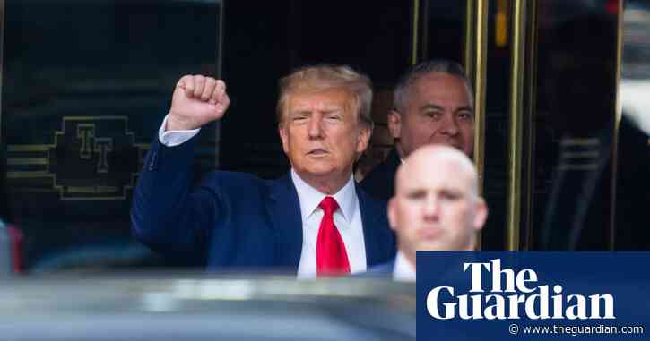 Donald Trump makes trip from Trump Tower to courthouse for arraignment – video