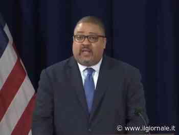 "Ha cospirato per influenzare elezioni 2016": Bragg inguaia Trump