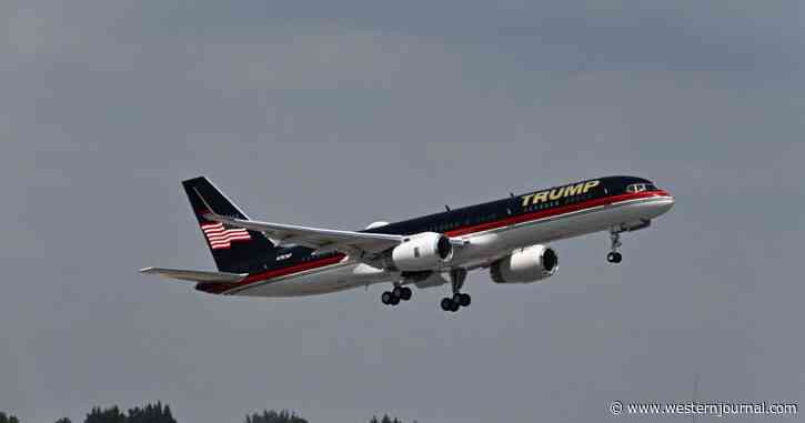 Media Goes Wild After Noticing Who Was Missing on Trump's Plane to New York