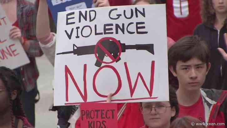 Nashville students walk out, call for gun reform one week after Covenant School shooting