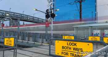 2 men taken to hospital after stabbing on Calgary CTrain: police