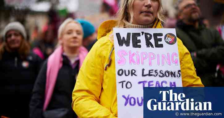 Pupils in England face missing five school days as NEU backs more strikes