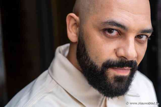 Antwerpenaar Nabil Mallat speelt drankverslaafde in ‘Déjà Vu’: “Terwijl ik als moslim nog nooit een druppel gedronken heb!”