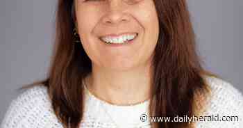 Voters back incumbents for U-46 school board