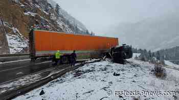 Eastbound I-70 reopens after semi crash