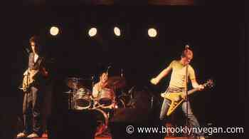 Hüsker Dü releasing previously unheard live album from 1979-80 (stream a track)