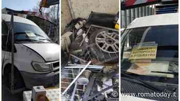 Trasportano 600 chili di rifiuti speciali senza autorizzazioni per conto di una ditta, tre denunce