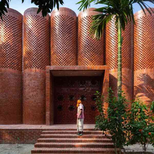 Sthapotik tops Bangladesh mausoleum with "chandelier" of skylights