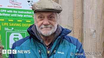 St Mabyn receives second defibrillator after man's life saved