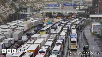 Dover to stagger coaches to avoid Easter delays