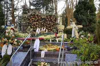 Was es mit dem üppigen Grab auf dem Lübbecker Friedhof auf sich hat