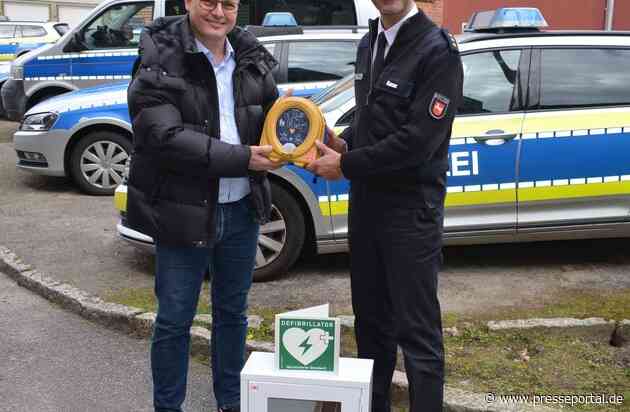 POL-STD: "Mein Herz in Stade" stationiert zweites AED-Wiederbelebungsgerät auf Stader Polizeiwache