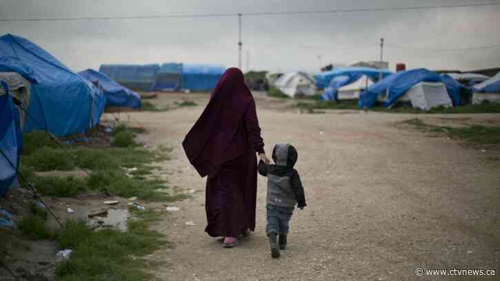 19 Canadians detained in northeastern Syria on their way back to Canada: sources