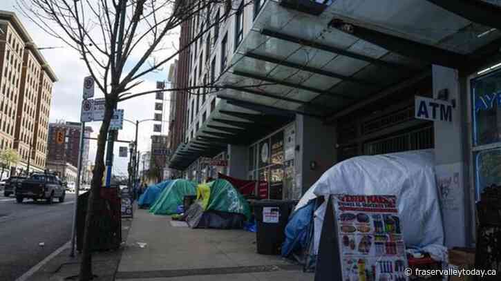Vancouver police deployed to end tent encampment in Downtown Eastside