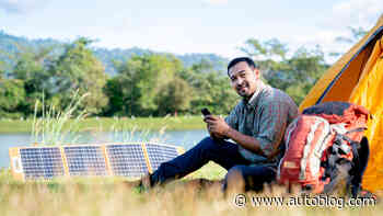 Amazon’s best-selling portable battery pack is currently 41% off