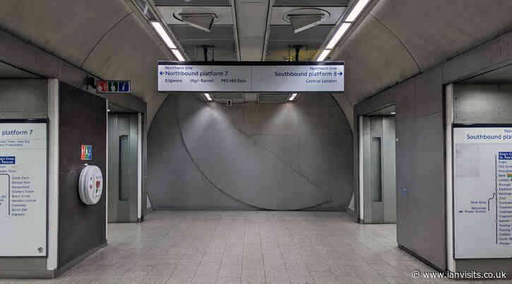 Find a work of art inside King’s Cross tube station
