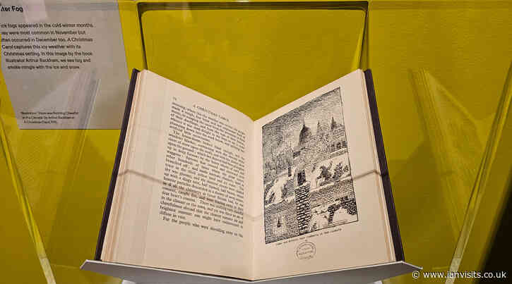 Filthy fogs fills the Charles Dickens Museum