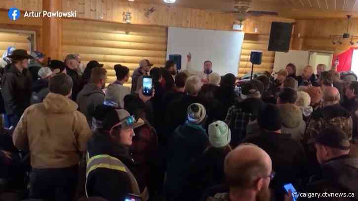 Alberta NDP urges UCP MLAs to condemn call between premier and pastor