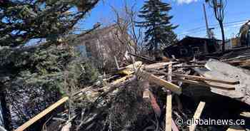 Jewelry worth thousands stolen from neighbouring homes damaged in Calgary house explosion