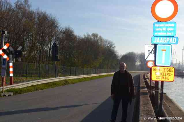 Fysiek afsluiten van jaagpad langs Ringvaart zet kwaad bloed bij chauffeurs van bedrijven uit industriezone Durmakker: “Lange omweg is tijdverlies en maakt de rit ook duurder”