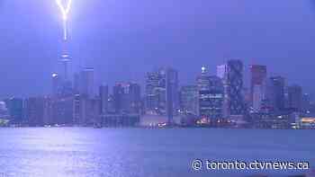 This is the moment lightning struck the CN Tower during Ontario storm