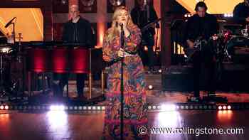 Kelly Clarkson Takes on the Emotions Classic ‘Best of My Love’ for Kellyoke