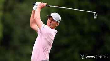 Canada's Mike Weir gets Masters underway at Augusta
