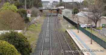 Call for rethink on Inland Rail after 'extraordinary' cost blowout