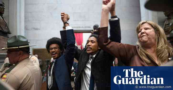 Protests in Tennessee as Democrats face removal for gun control demonstration