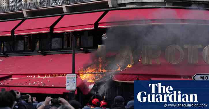 Paris brasserie favoured by Macron set alight as pension protests continue