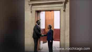 Mayor-Elect Brandon Johnson Meets With Mayor Lori Lightfoot as Transition Begins
