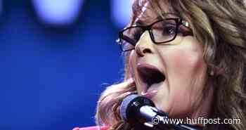 Sarah Palin Dines At NYC Restaurant 2 Days After COVID-19 Diagnosis