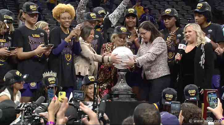 Champion LSU women accepting Biden invitation to White House