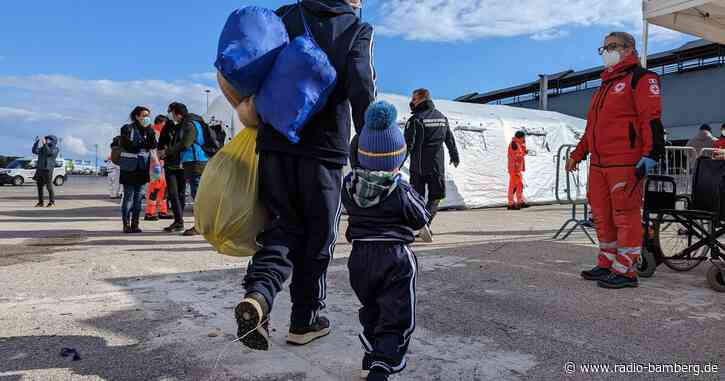 Rettungsschiff bringt 339 Bootsmigranten nach Italien