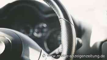 Lenkrad aus Leder im Auto? So bekommen Sie es wieder schön sauber