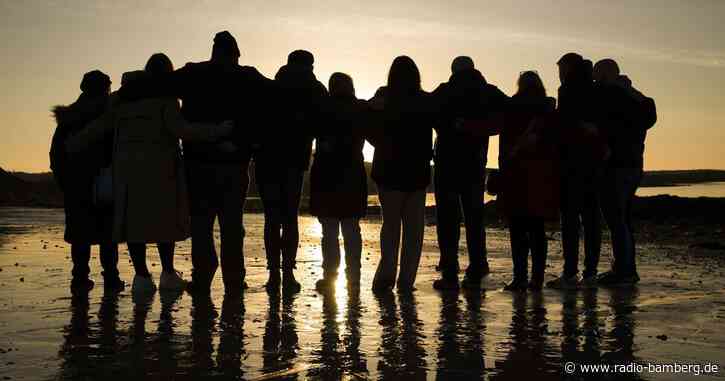 Nordirland gedenkt dem Ende des Bürgerkrieges vor 25 Jahren