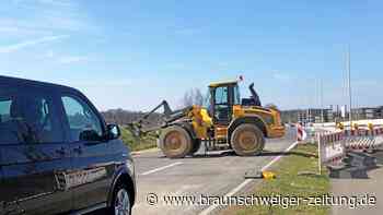 Nordsteimker Straße – Baggersperre sorgt für Rätselraten