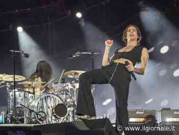 Damiano dei Maneskin è stato palpato nelle sue parti intime da un fan al Forum di Assago