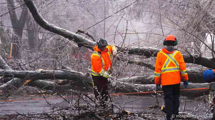 More than 540,000 still without power in Quebec following ice storm