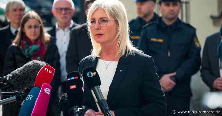 Scharf würdigt «schnellen Ermittlungserfolg» in Wunsiedel