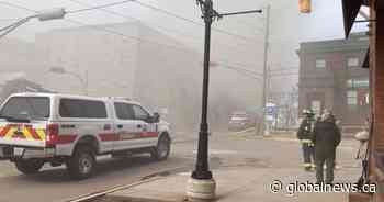 Fire in Sackville, N.B. leaves 4 students homeless, engulfs downtown in smoke