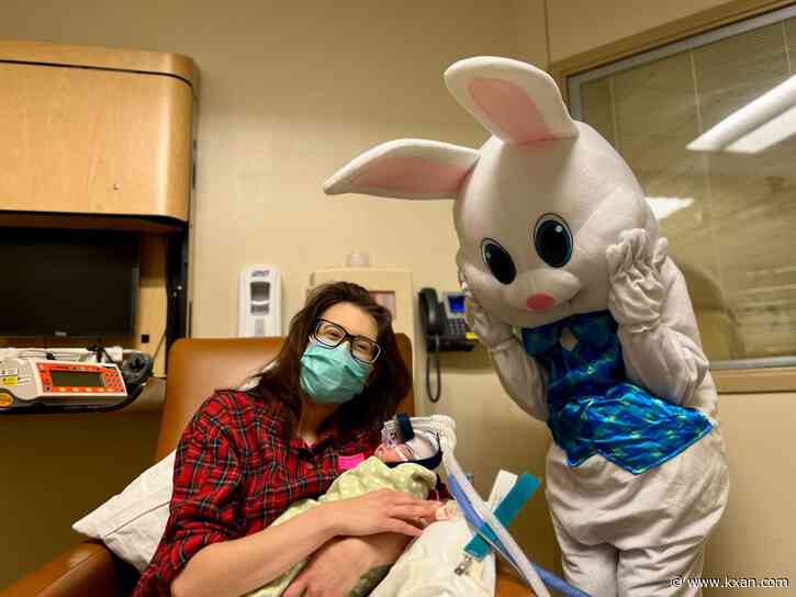Easter Bunny pays early visit to NICU babies at St. David's