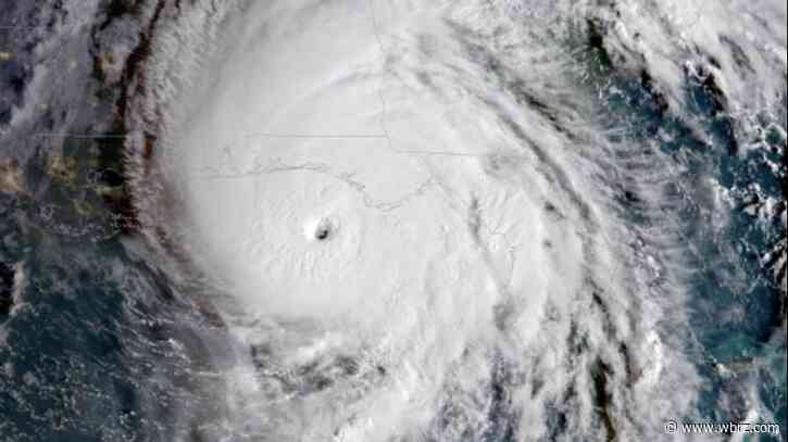 Study says warming may push more hurricanes toward US coasts