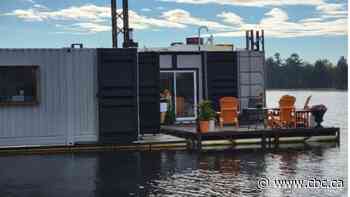Ontario wants to ban 'floating homes' from overnight stays on cottage country lakes